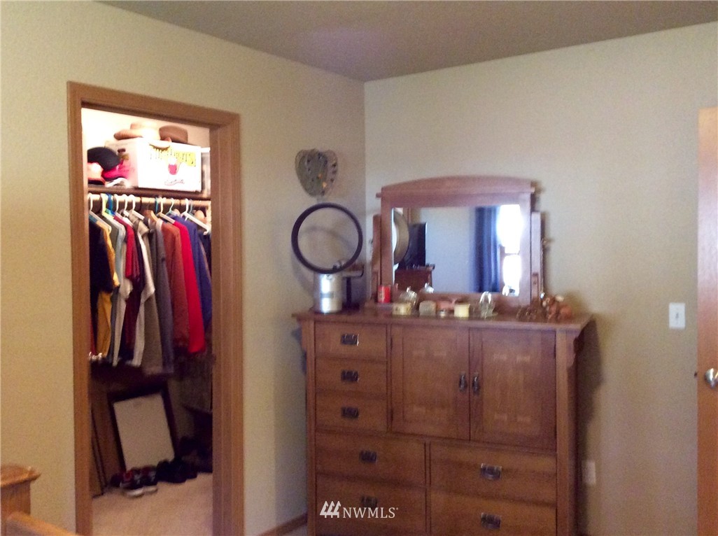 9743 178th Way Southwest Rochester, WA 98579 - Photo 14 of 25