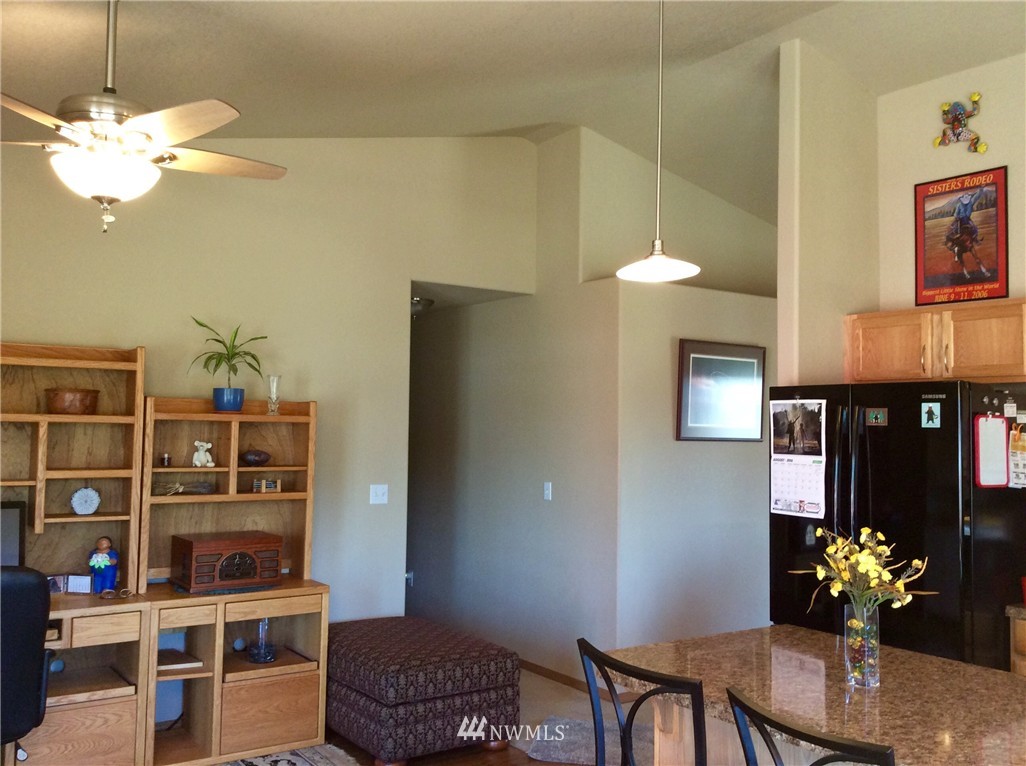 9743 178th Way Southwest Rochester, WA 98579 - Photo 6 of 25