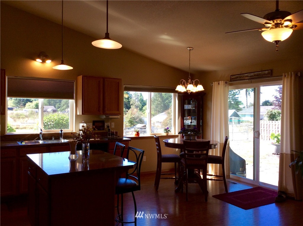 9743 178th Way Southwest Rochester, WA 98579 - Photo 9 of 25