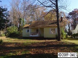 2851 Mayflower Road Charlotte, NC 28208 - Photo 1 of 8 Gallery Image 1