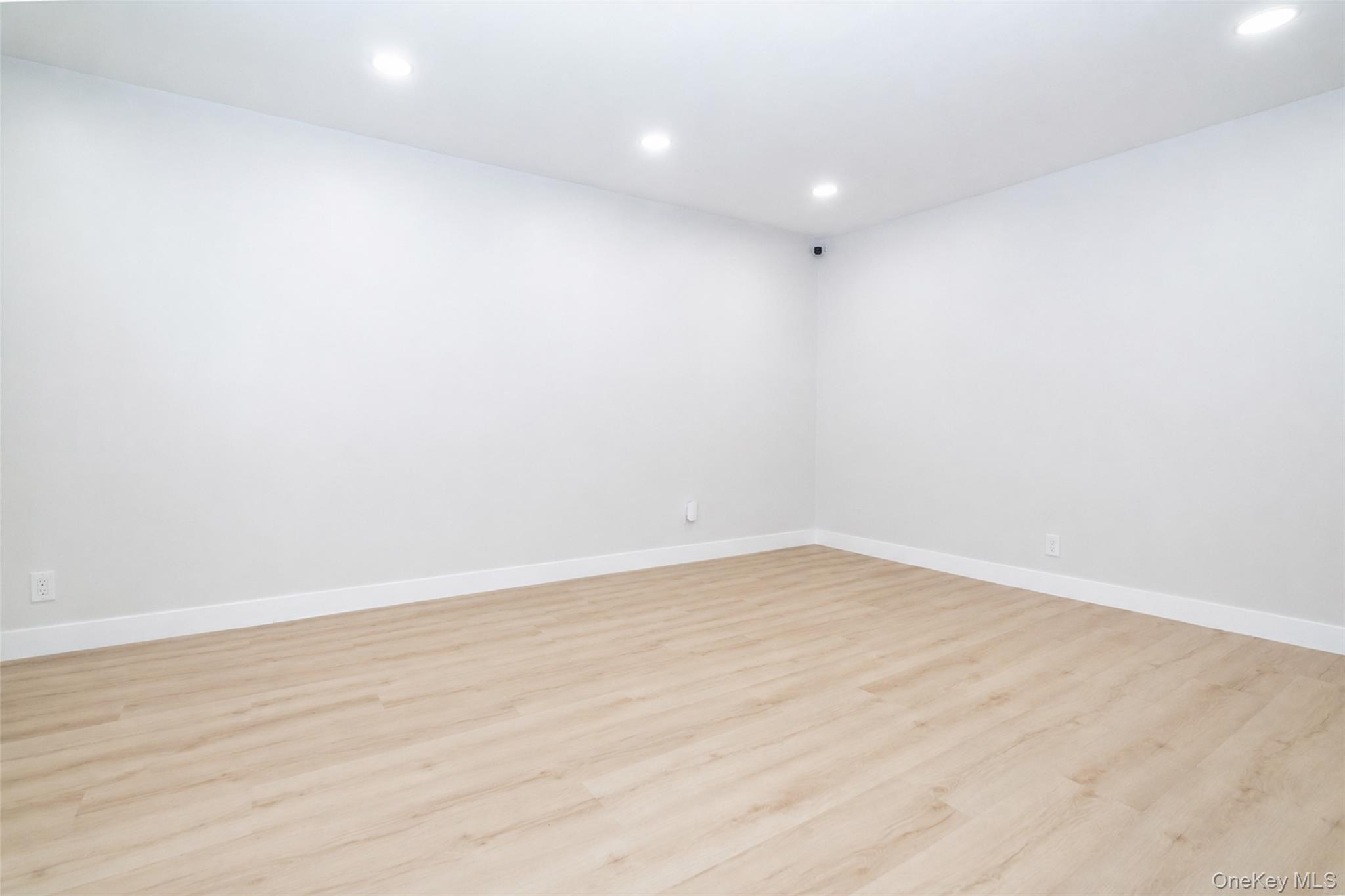 643 Pelham Road, Unit 4D New Rochelle, NY 10805 - Photo 7 of 37