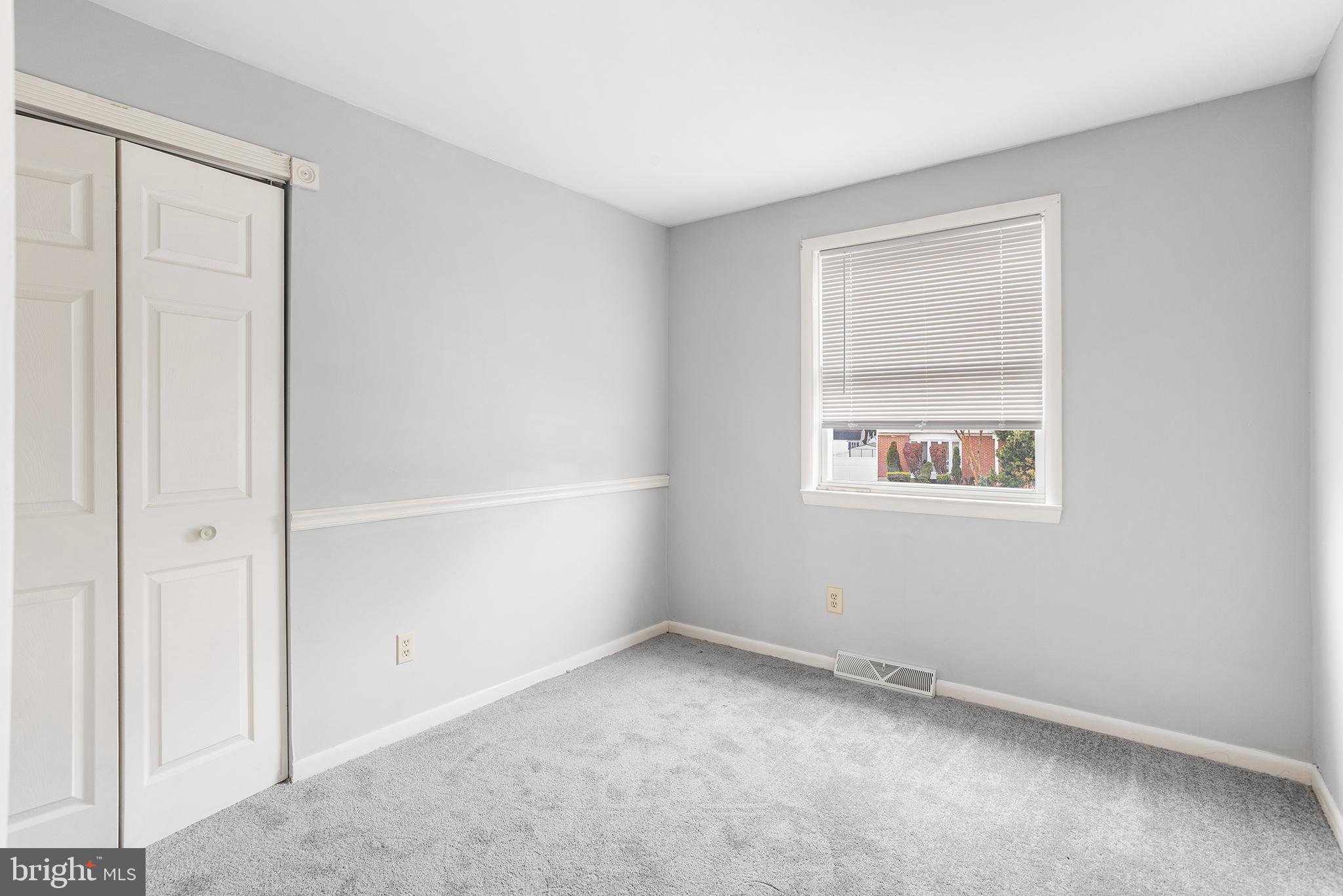 206 Colonial Road Beverly, NJ 08010 - Photo 14 of 26