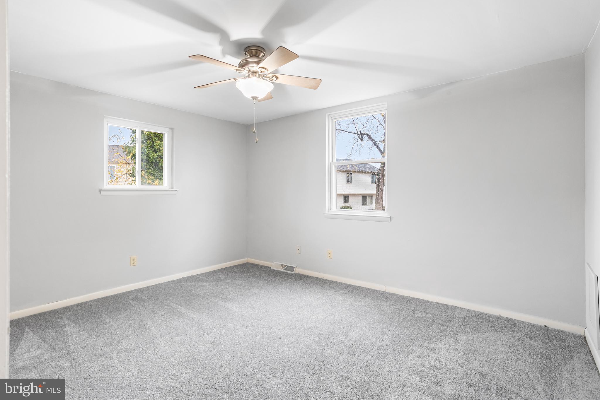 206 Colonial Road Beverly, NJ 08010 - Photo 10 of 26