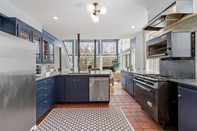 $2,495,000 | 106 Elm Street, Concord, MA 01742