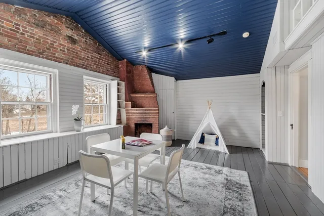 $2,495,000 | 106 Elm Street, Concord, MA 01742