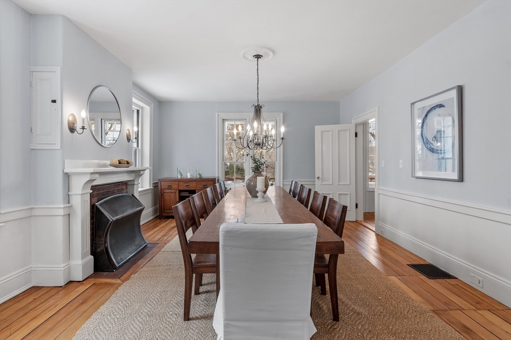 106 Elm Street Concord, MA 01742 - Photo 8 of 41