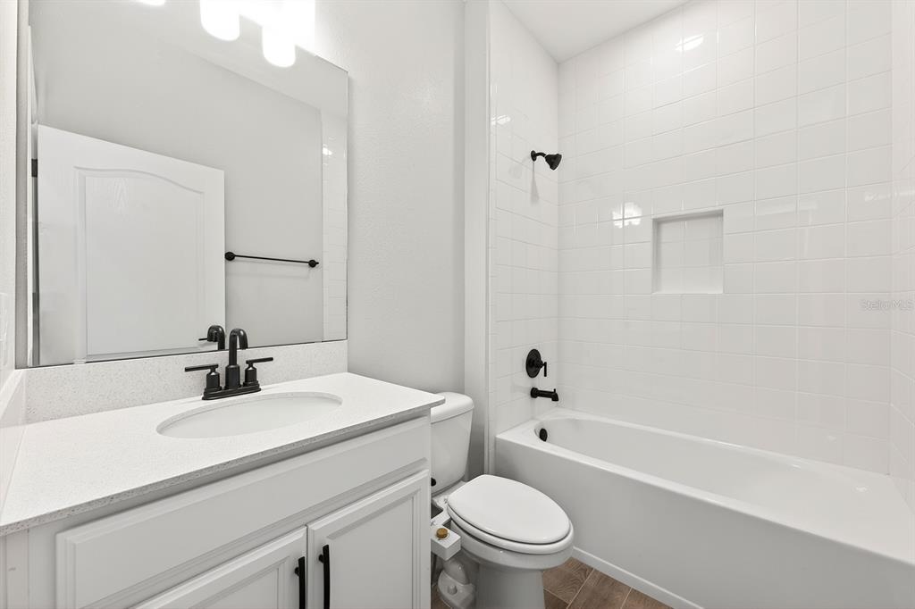 606 Dogfish Lane DeBary, FL 32713 - Photo 14 of 35