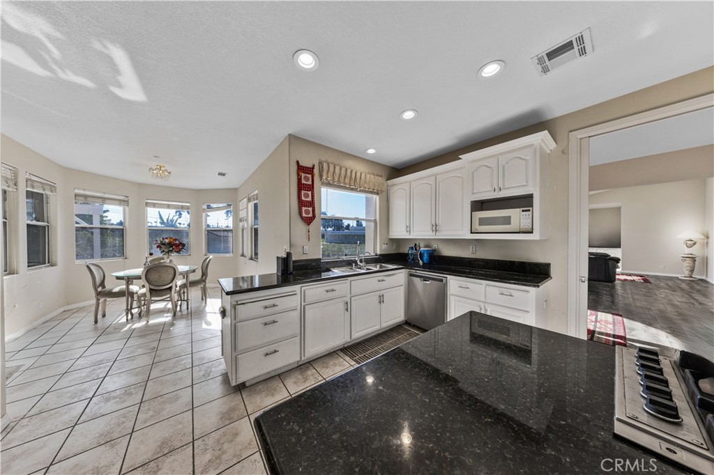 2540 Monroe Street Riverside, CA 92504 - Photo 21 of 75