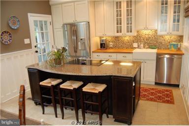 303 Cambridge Road Alexandria, VA 22314 - Photo 13 of 15 Interior (General)