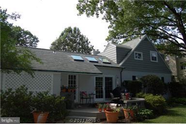 303 Cambridge Road Alexandria, VA 22314 - Photo 10 of 15 Exterior (General)