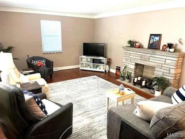 $175,000 | 709 Pardee Road, Godfrey, IL 62035