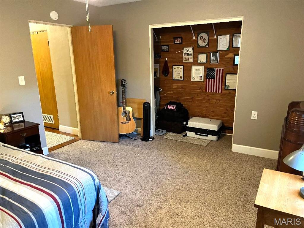 709 Pardee Road Godfrey, IL 62035 - Photo 9 of 17