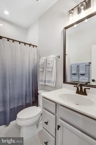 $584,900 | 6047 Camerons Ferry Drive, Haymarket, VA 20169