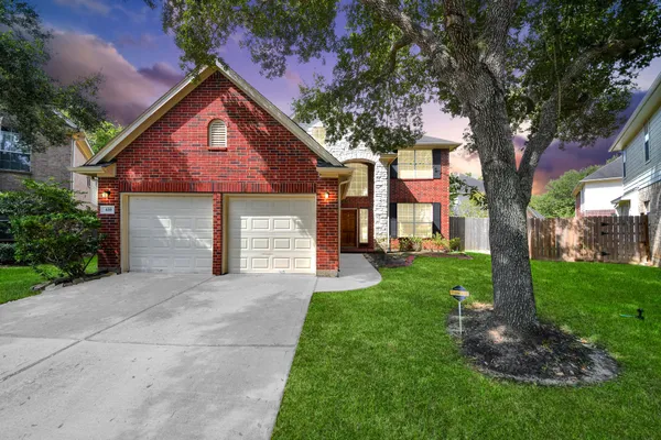 $2,850 | 610 Ashley Cove Court, Houston, TX 77094