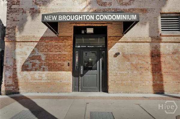 $574,000 | 310 West Broughton Street, Unit 2000, Savannah, GA 31401