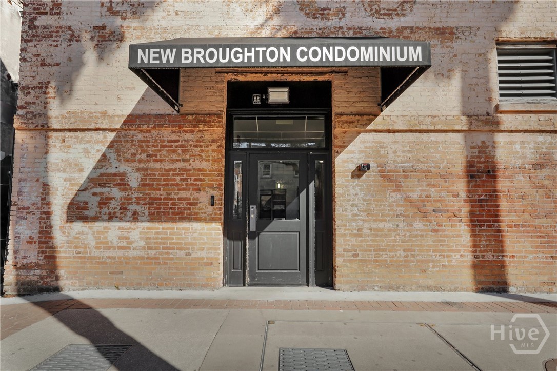 310 West Broughton Street, Unit 2000 Savannah, GA 31401 - Photo 2 of 17