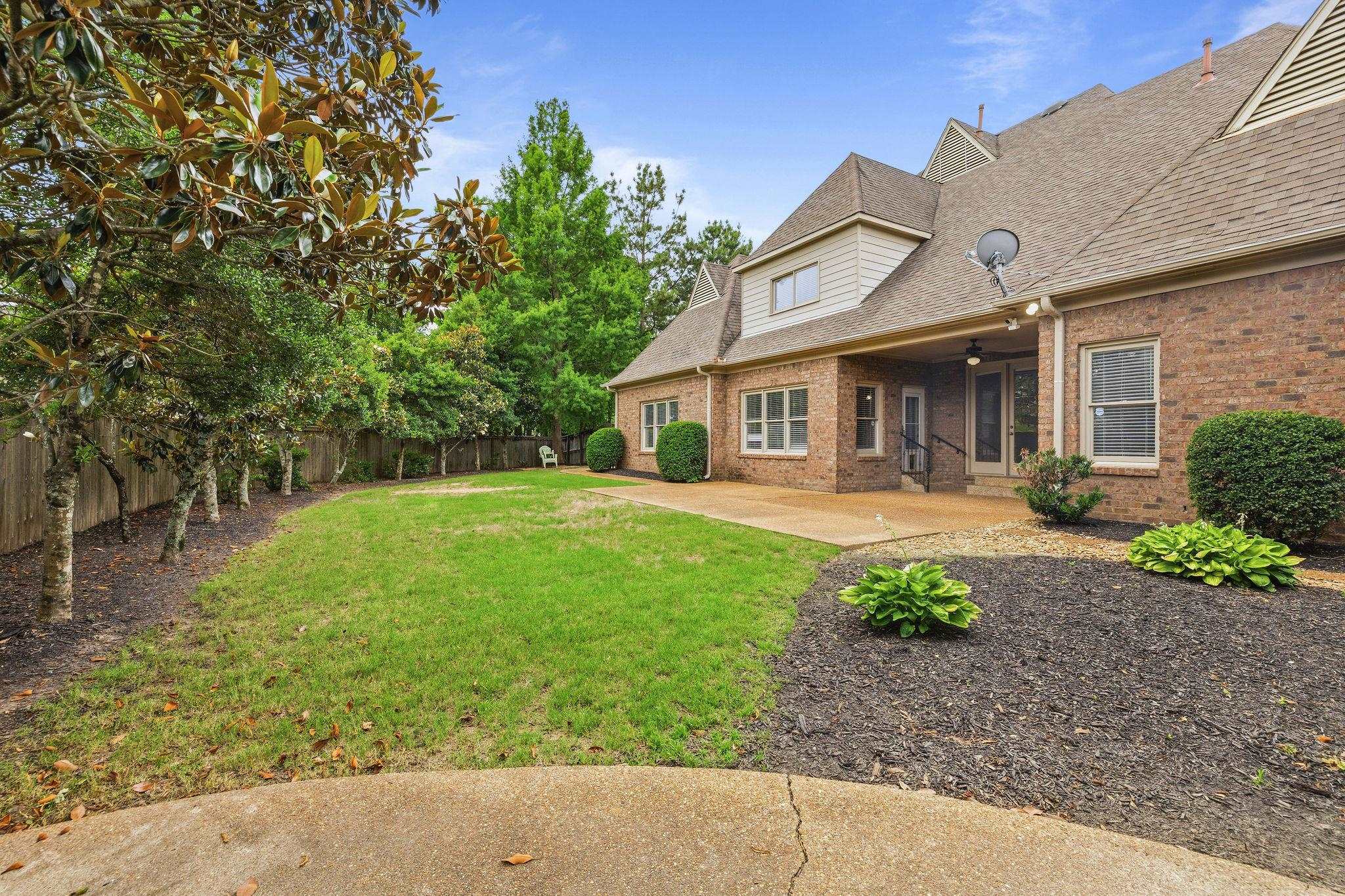 842 Shadow Walk Lane Collierville, TN 38017 - Photo 36 of 40
