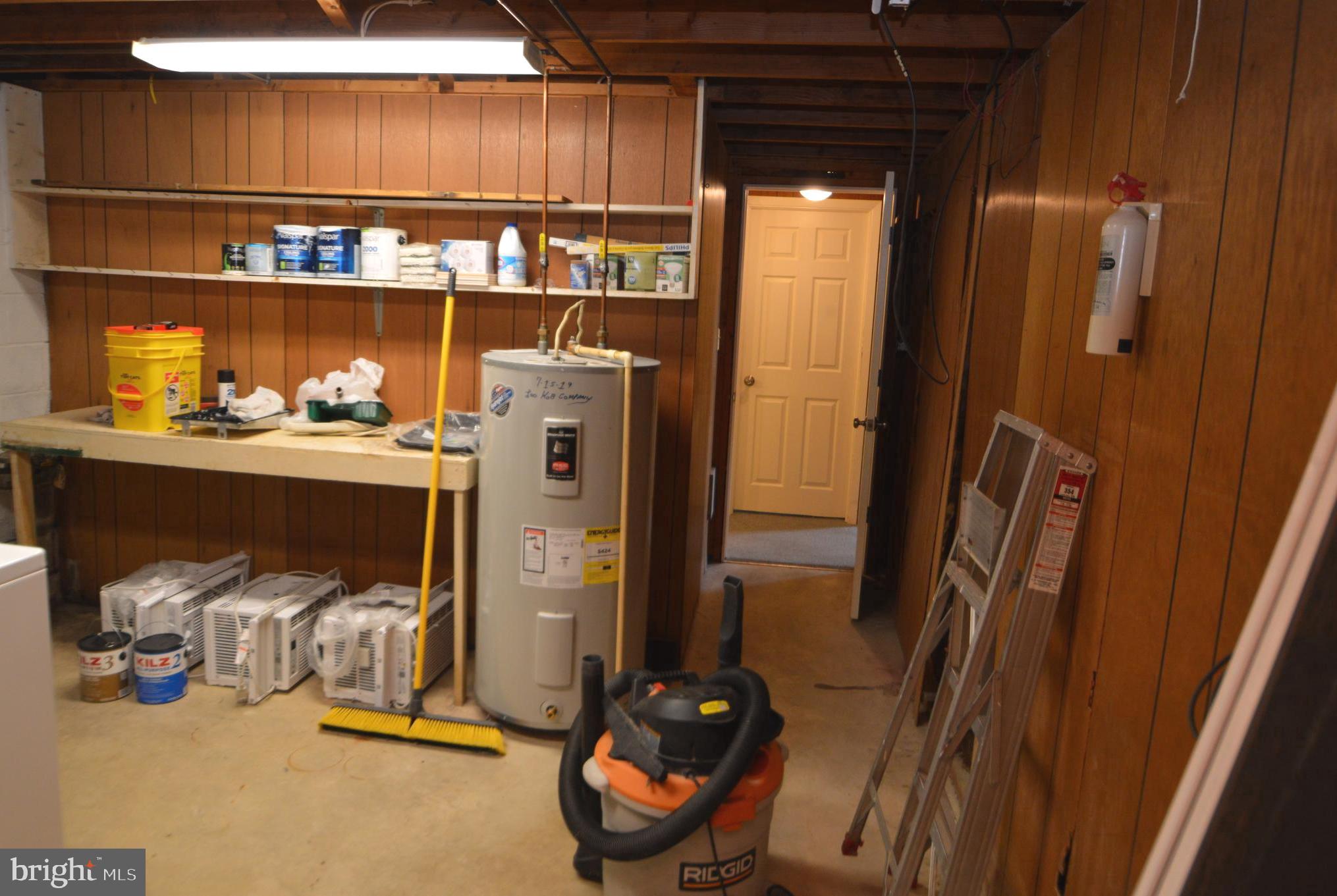 401 Lemon Street Elizabethtown, PA 17022 - Photo 34 of 39 a room with water heater and storage
