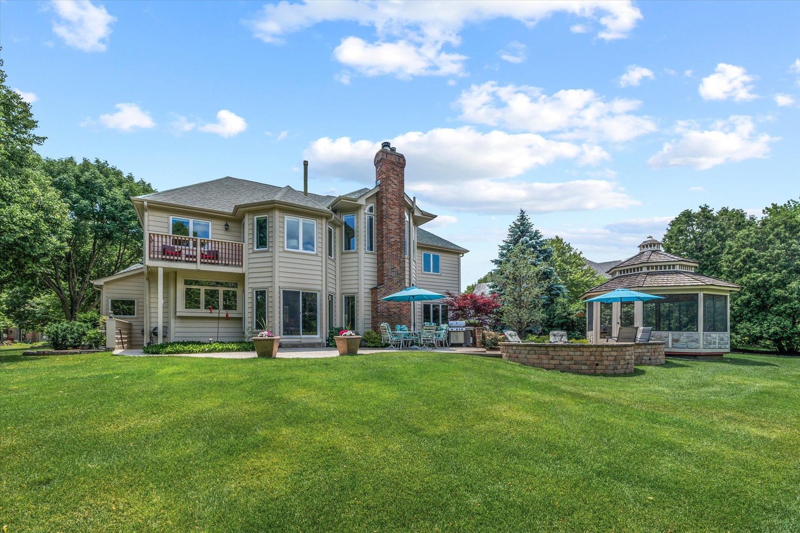 1607 Vincent Court Naperville, IL 60564 - Photo 41 of 55