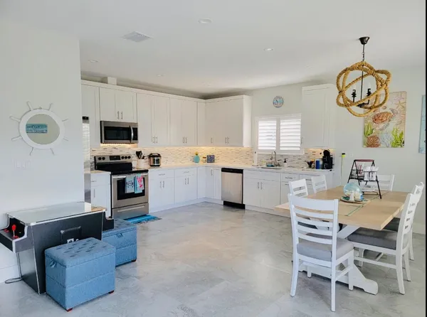 $4,600 | 184 Ocean Shores Drive, Key Largo, FL 33037