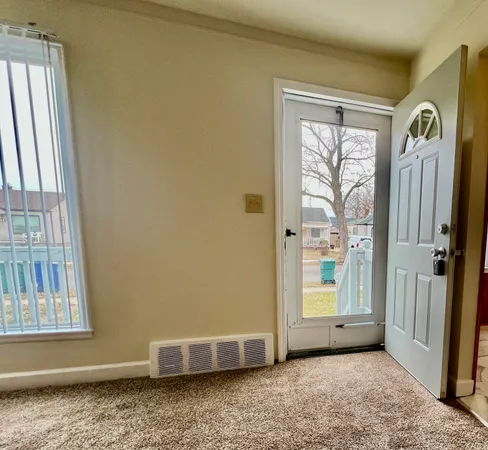 $126,000 | 622 Mayflower Avenue, Lincoln Park, MI 48146