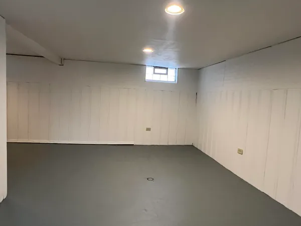 $126,000 | 622 Mayflower Avenue, Lincoln Park, MI 48146