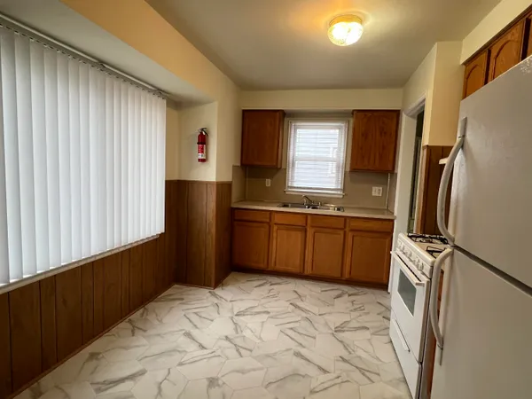 $126,000 | 622 Mayflower Avenue, Lincoln Park, MI 48146