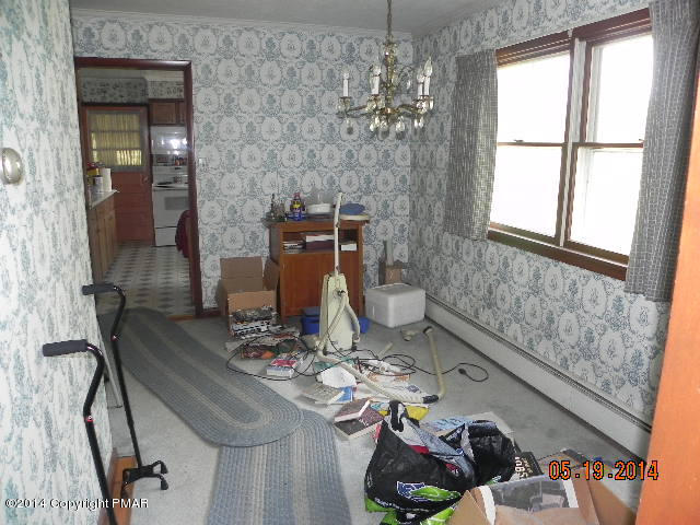 6059 Cherry Valley Road Stroudsburg, PA 18360 - Photo 9 of 14 DSCN6333