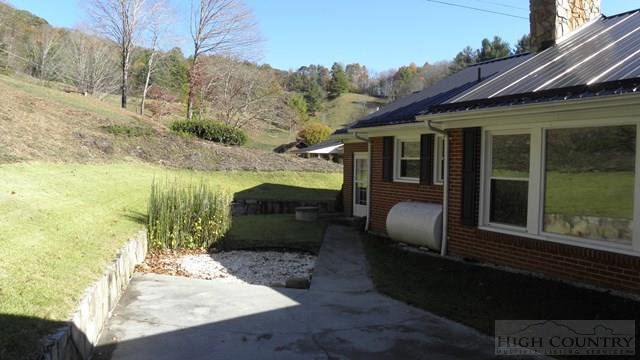 105 Don Adams Road Lansing, NC 28643 - Photo 20 of 25 Gallery Image 20
