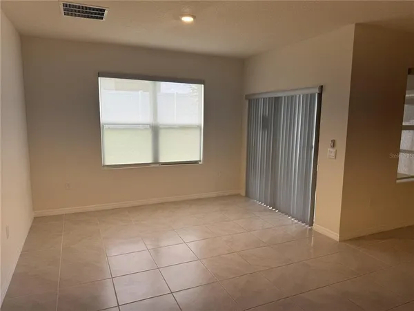 $2,100 | 1061 Fig Street, Tavares, FL 32778