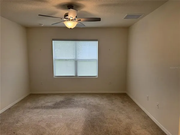 $2,100 | 1061 Fig Street, Tavares, FL 32778