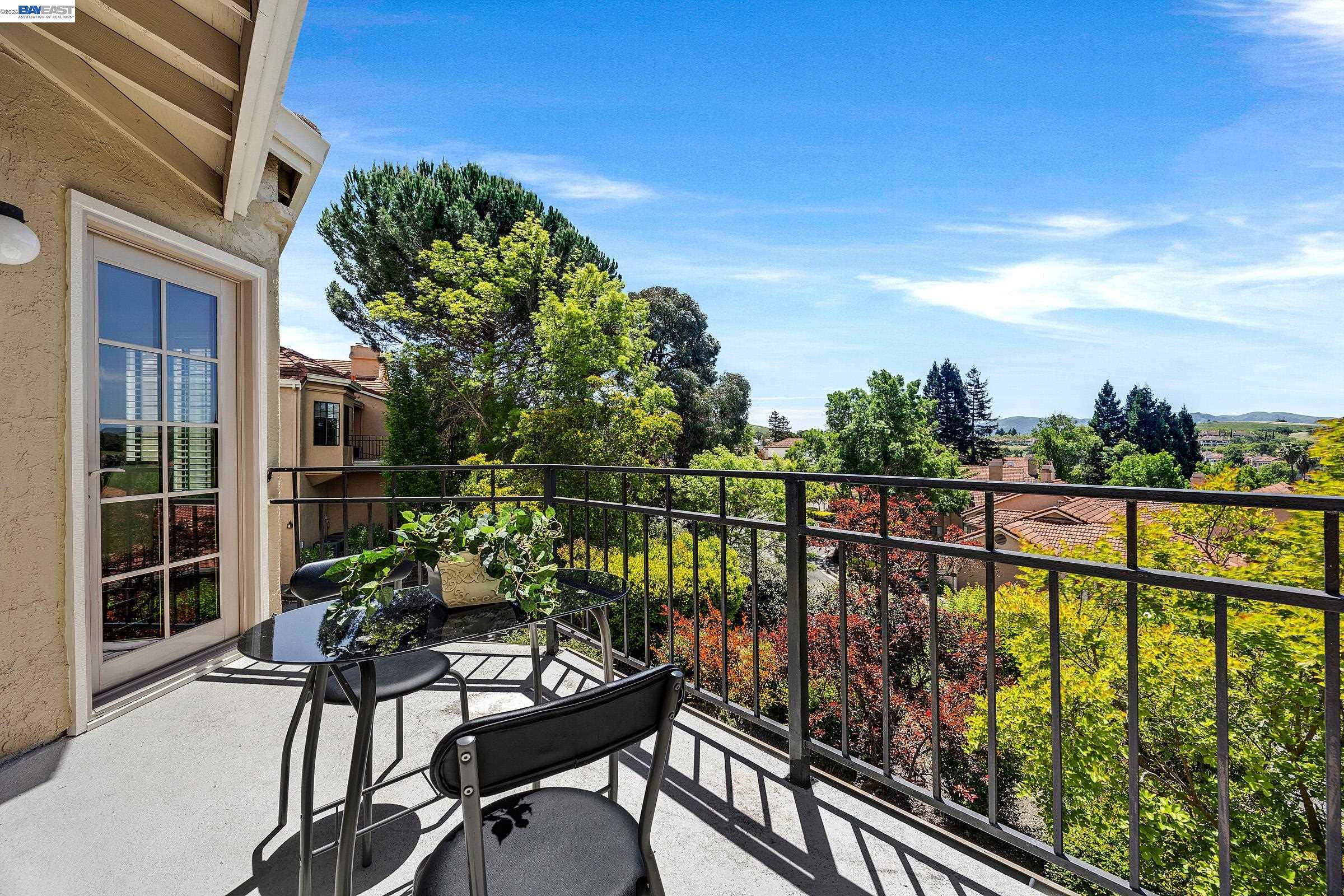 5012 Lakeview Drive, Unit 200 San Ramon, CA 94582 - Photo 32 of 47 a view of a balcony with chairs