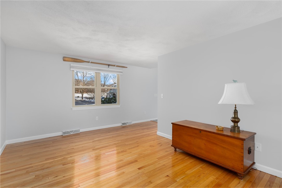 236 Old Forge Road, Unit 5 Warwick, RI 02818 - Photo 13 of 26