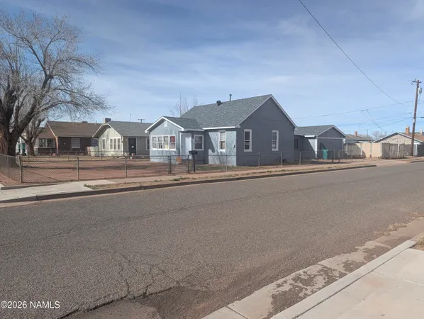 $129,900 | 700 West Maple Street, Winslow, AZ 86047