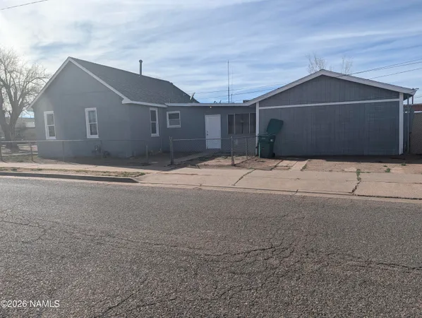 $129,900 | 700 West Maple Street, Winslow, AZ 86047