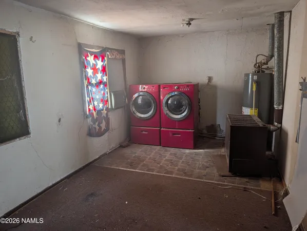 $129,900 | 700 West Maple Street, Winslow, AZ 86047