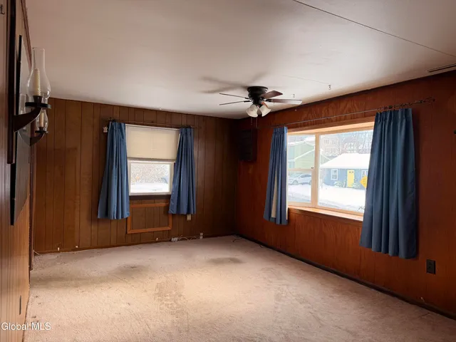 $210,000 | 231 Washington Avenue East, East Greenbush, NY 12144