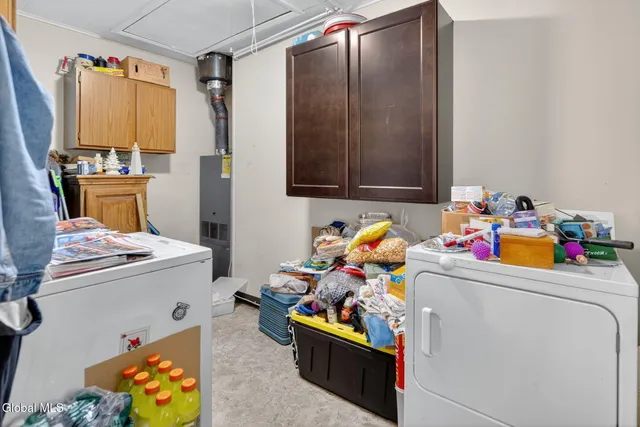 $210,000 | 231 Washington Avenue East, East Greenbush, NY 12144