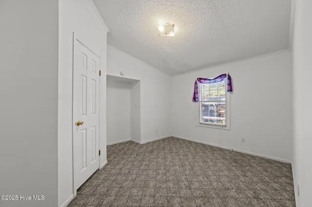 $305,000 | 42 Low Tide Road, Bath, NC 27808