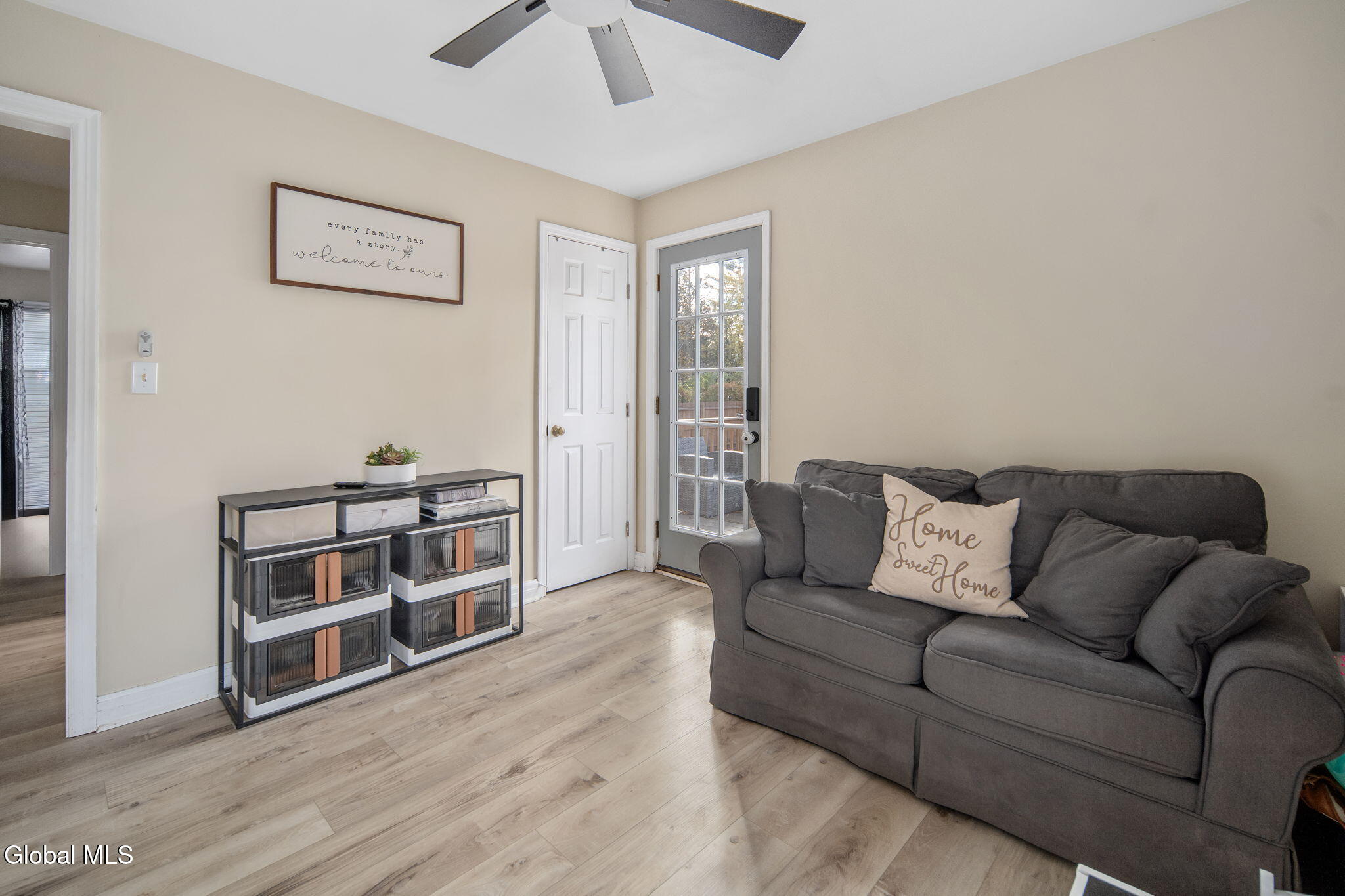 24 Valleyview Avenue Rotterdam, NY 12306 - Photo 20 of 58 18-24ValleyviewAve_18