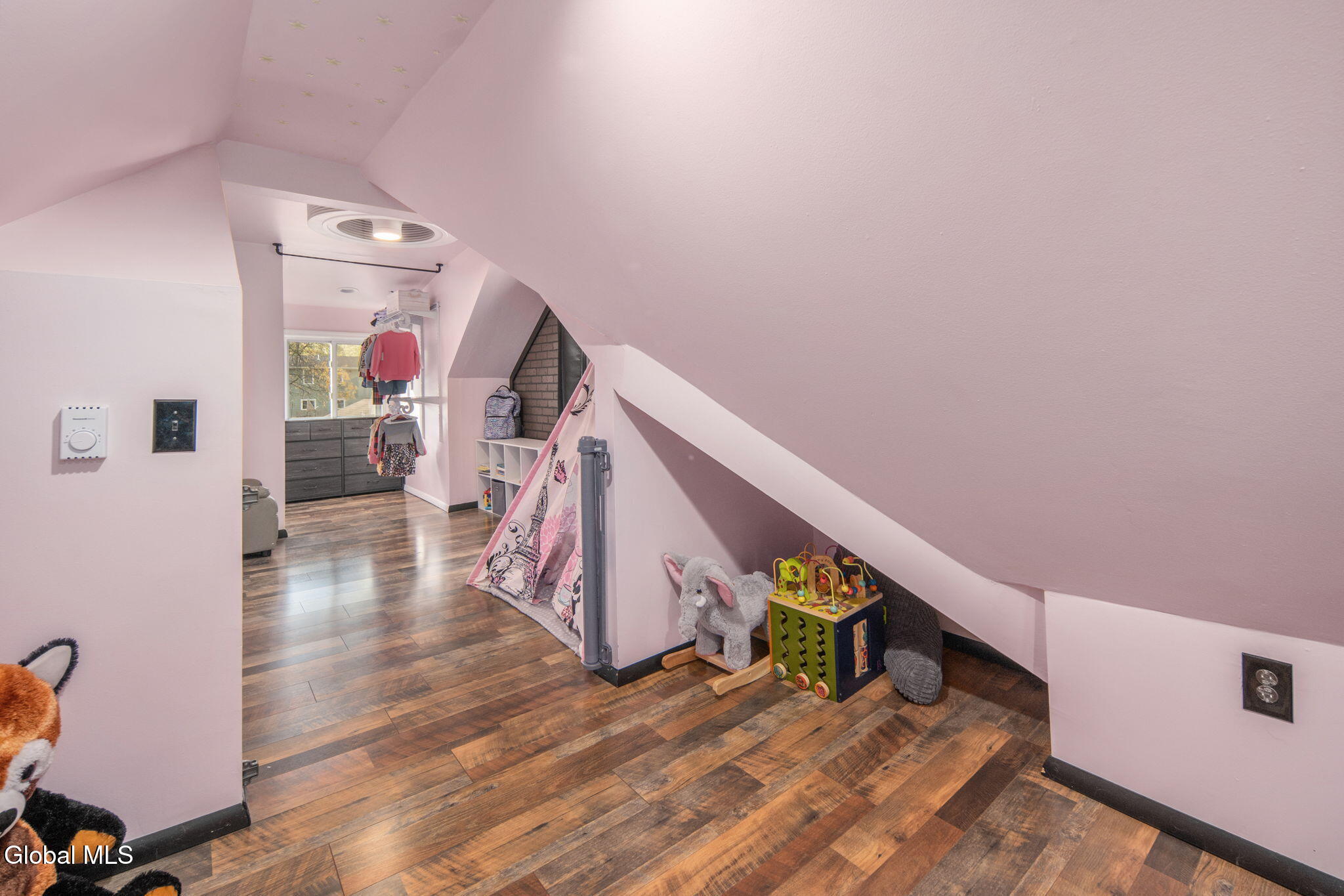 24 Valleyview Avenue Rotterdam, NY 12306 - Photo 31 of 58 29-24ValleyviewAve_29