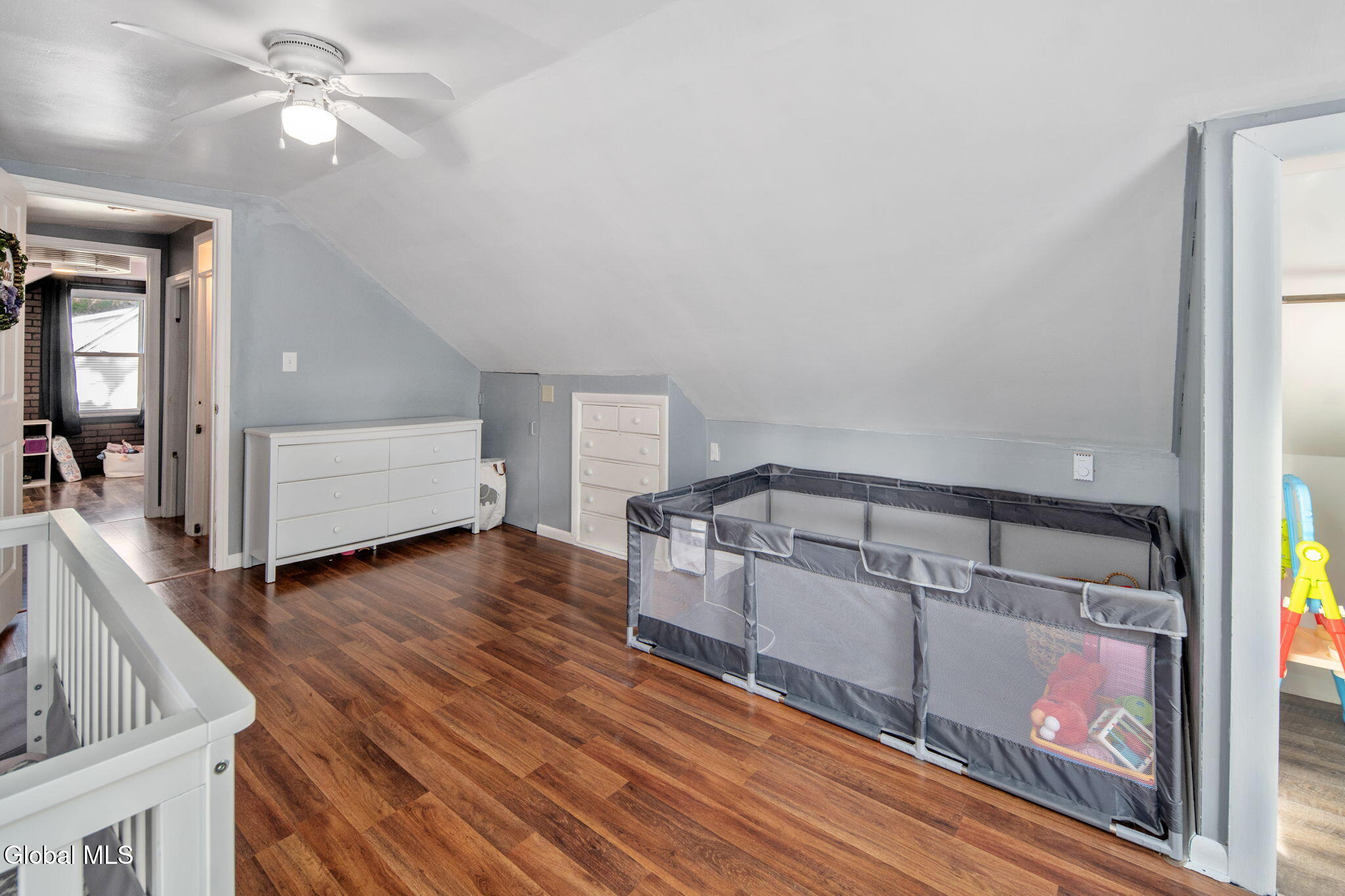 24 Valleyview Avenue Rotterdam, NY 12306 - Photo 36 of 58 34-24ValleyviewAve_34