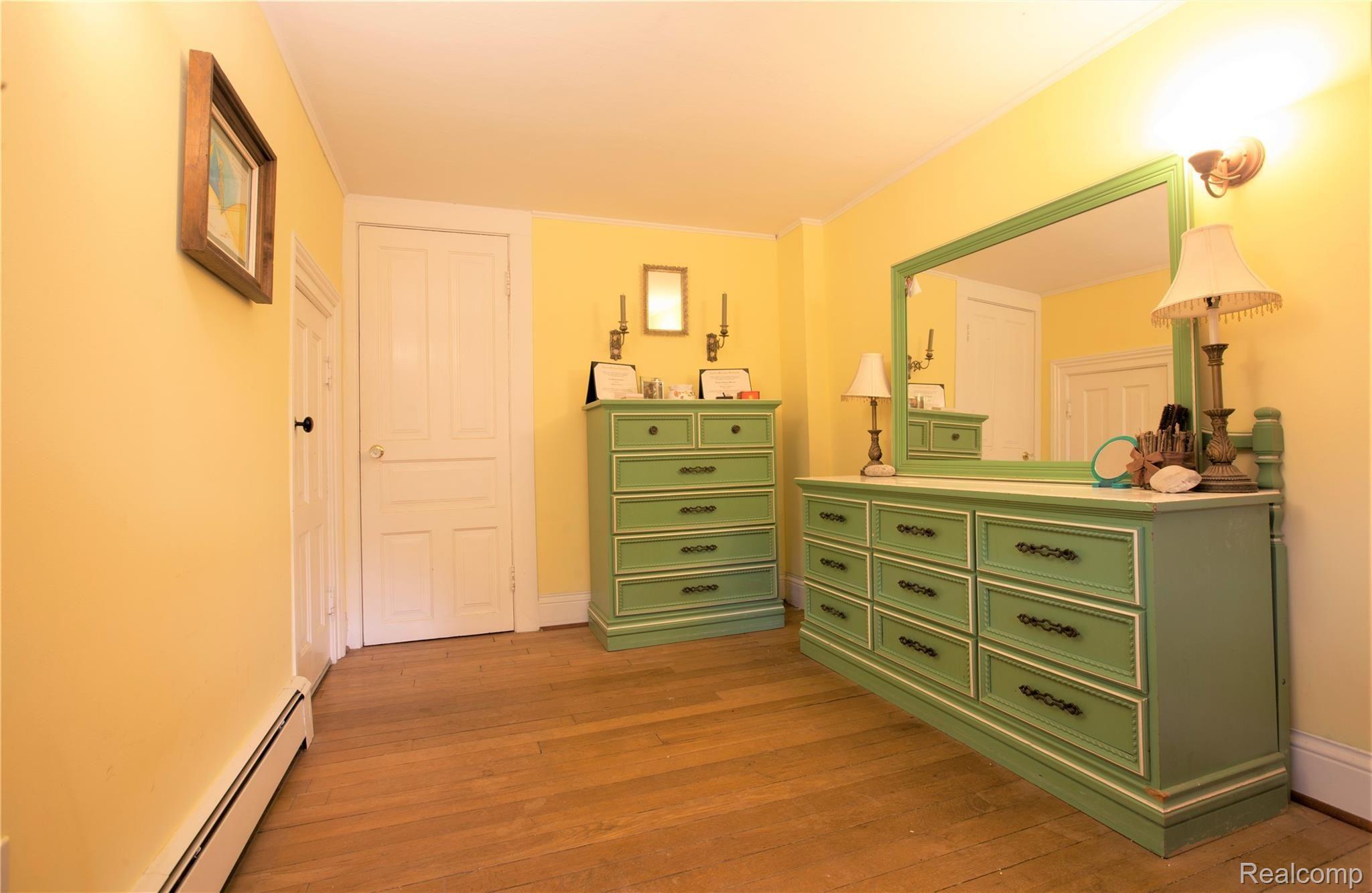 6372 Denton Road Belleville, MI 48111 - Photo 19 of 27 18 Bedroom 4.jpg