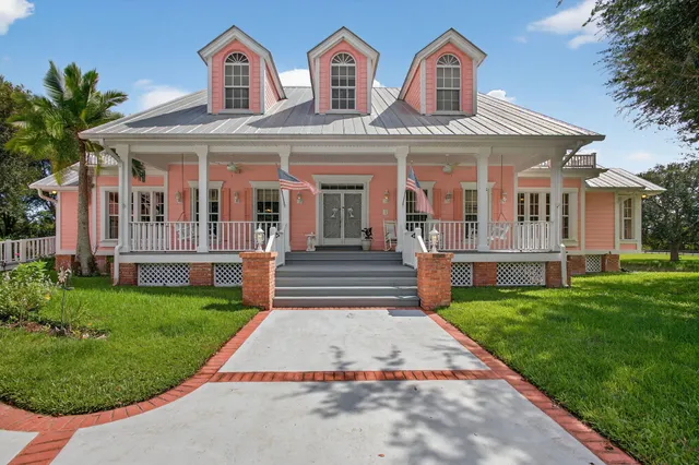 $1,495,000 | 4151 Southwest Sundown Lane, Palm City, FL 34990