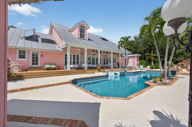 $1,495,000 | 4151 Southwest Sundown Lane, Palm City, FL 34990