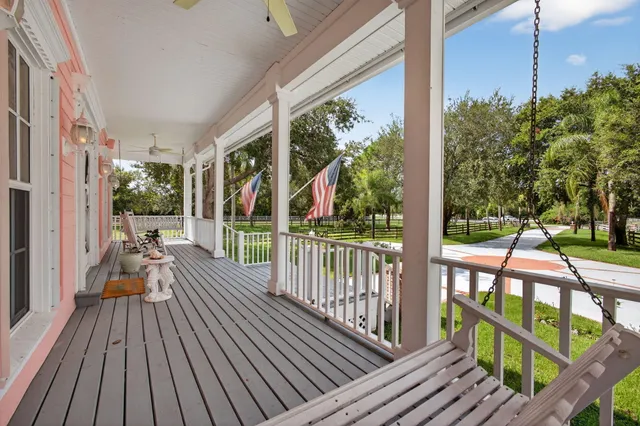 $1,495,000 | 4151 Southwest Sundown Lane, Palm City, FL 34990