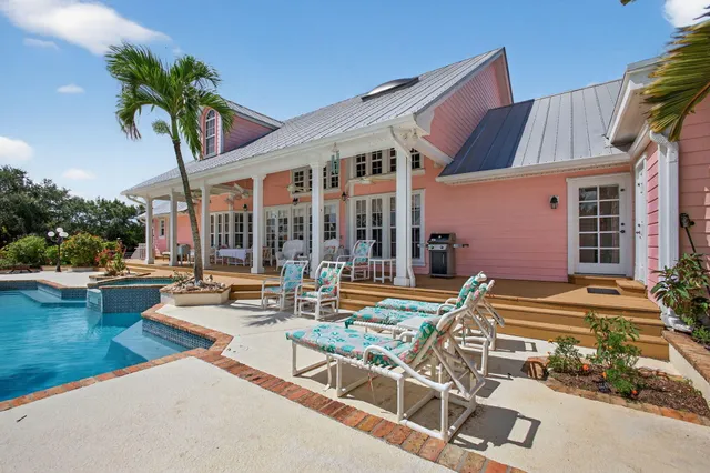 $1,495,000 | 4151 Southwest Sundown Lane, Palm City, FL 34990