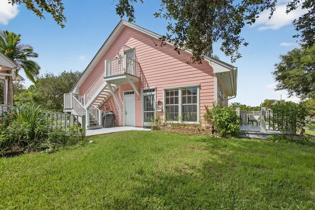 $1,495,000 | 4151 Southwest Sundown Lane, Palm City, FL 34990