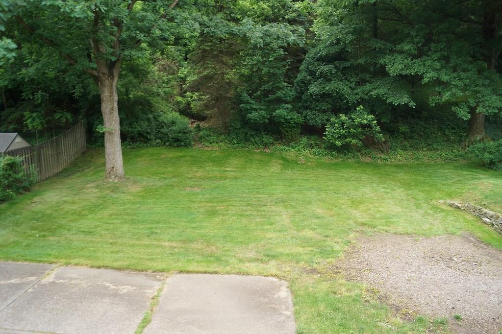 121 Kingsdale Road Pittsburgh, PA 15221 - Photo 25 of 25 Nice quaint backyard with mature trees.