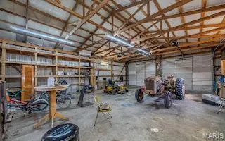 $365,000 | 12112 Highway 17, Roby, MO 65557